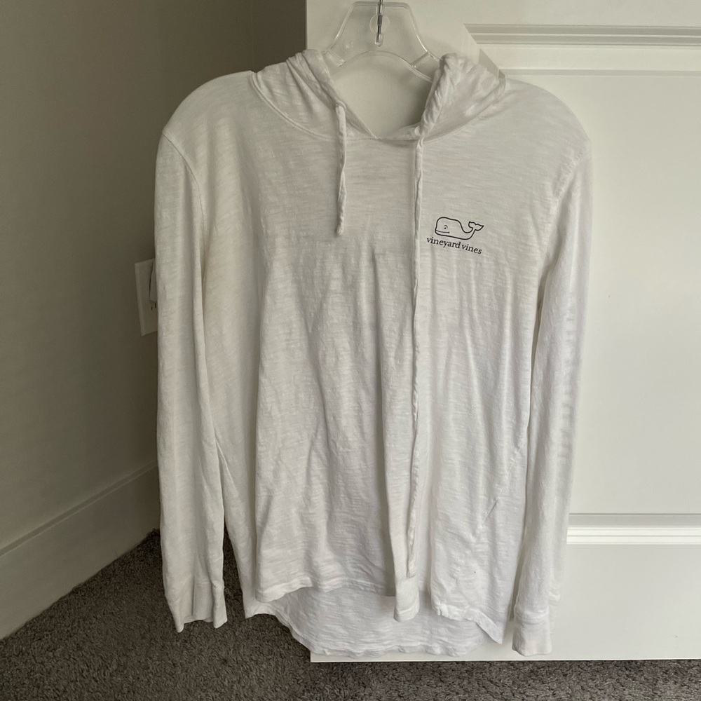 Vineyard vines light weight long sleeve